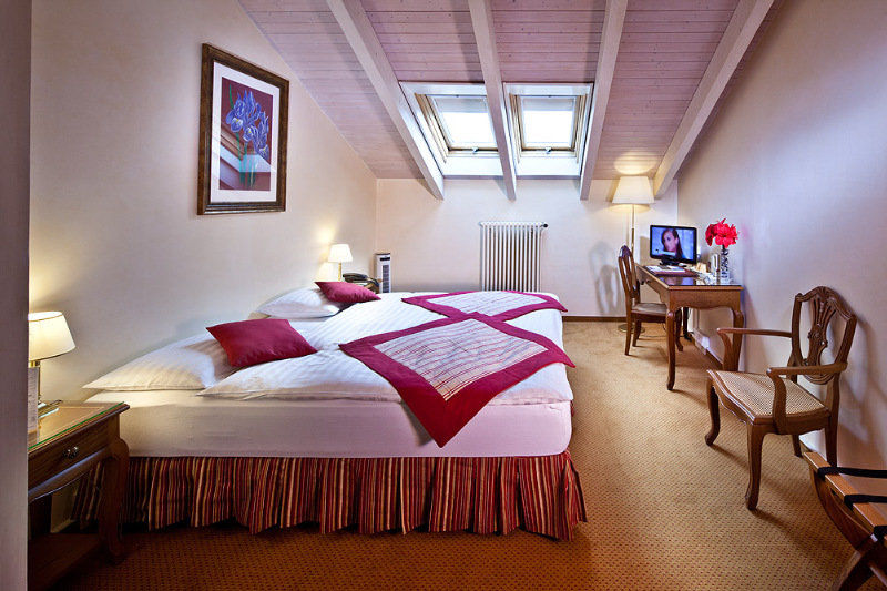Hotel De La Couronne Morges Room photo